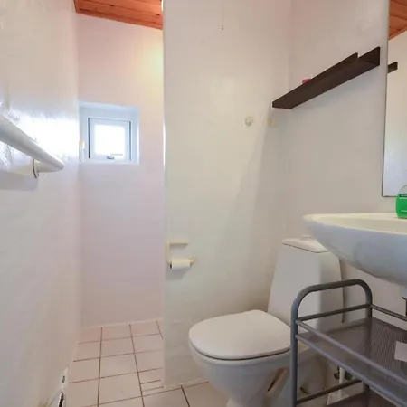 Three-bedroom Holiday In Vinderup