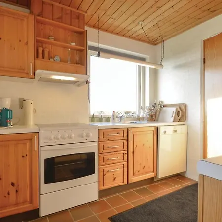 Three-bedroom Holiday In * Vinderup